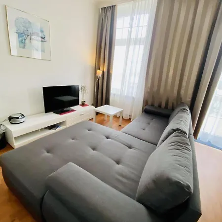 Doppelzimmer Humidor, Direkt Am Alten Strom Апартаменти *